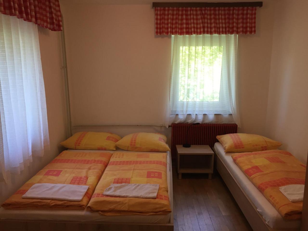 Youth Hostel Nika Kranjska Gora Zewnętrze zdjęcie
